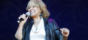 Darlene Love